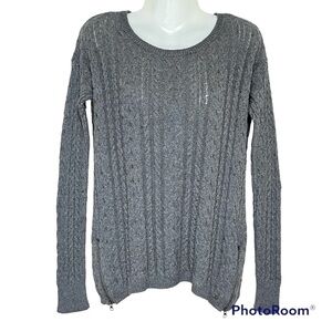 American Eagle Outfitters Gray Cable Knit Sweater Size Medium